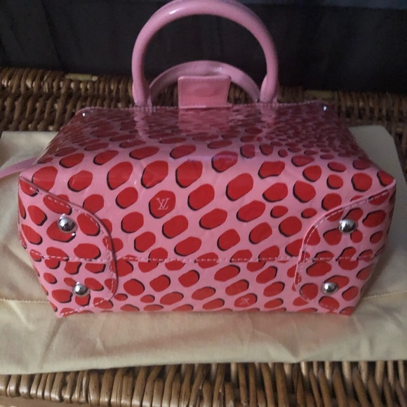 Limited Edition Louis Vuitton - Picture 5 of 9